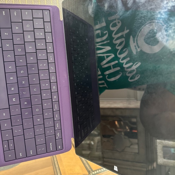 Microsoft Surface Pro Tablet with additional keyboard - Picture 3 of 5